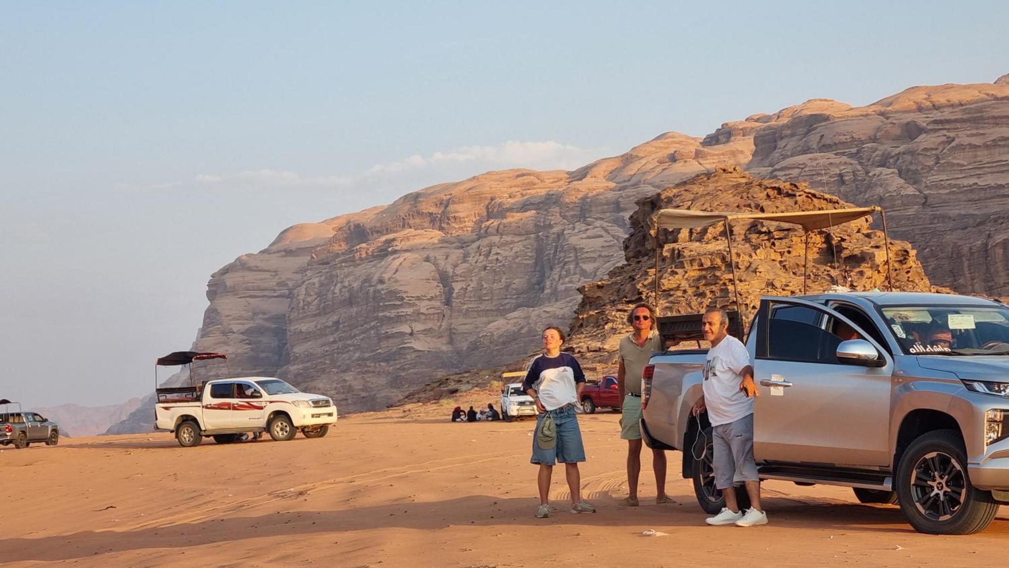 Desert Knights Camp Hotel Wadi Rum Exterior photo