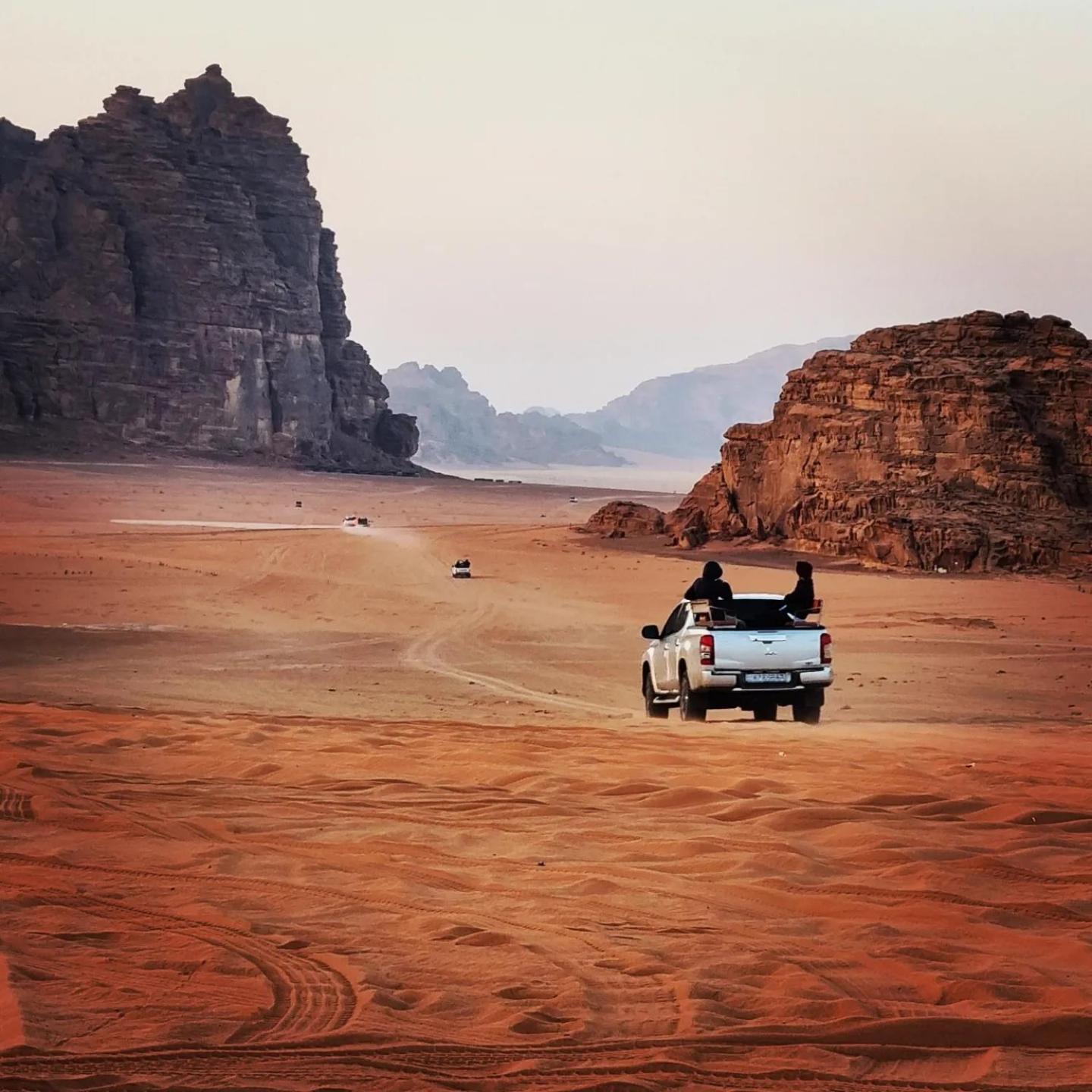 Desert Knights Camp Hotel Wadi Rum Exterior photo